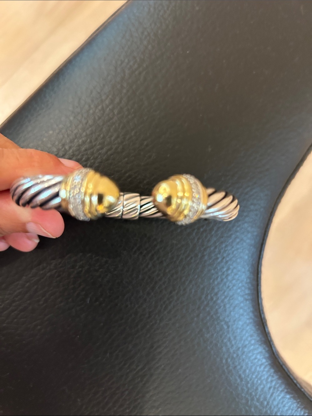 David Yurman cable diamond hinge bracelet - Picture 5 of 7